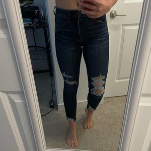 American Eagle Ripped ankle jeans